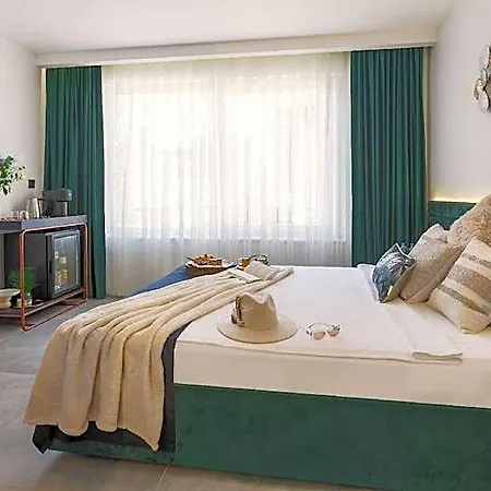 The One Living Hotel